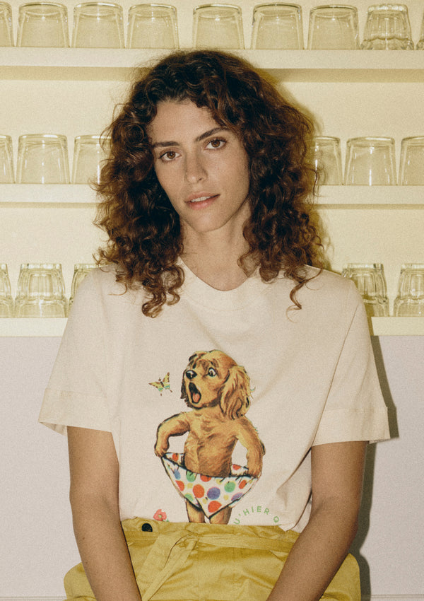 SOFT EYES GIRL T SHIRT IN BUTTER