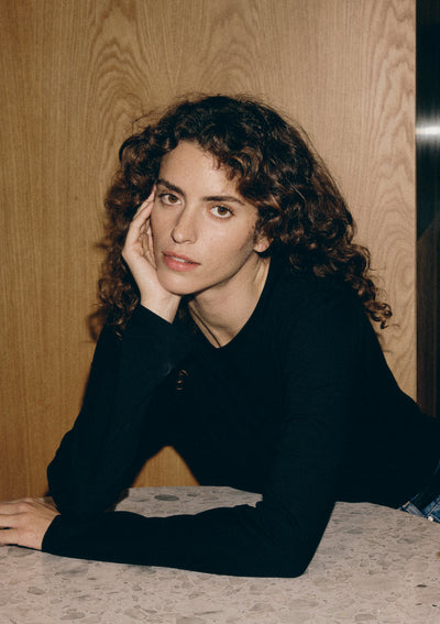 A GOOD IDEA SHIRT IN BLACK