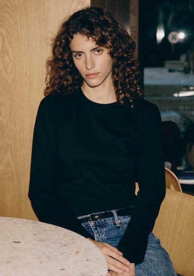 A GOOD IDEA SHIRT IN BLACK