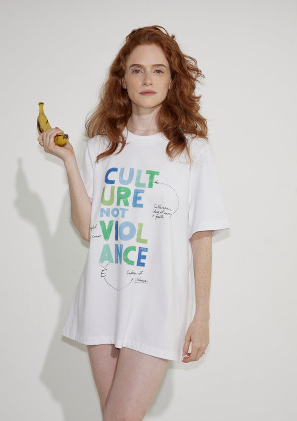 CULTURE T SHIRT IN WHITE