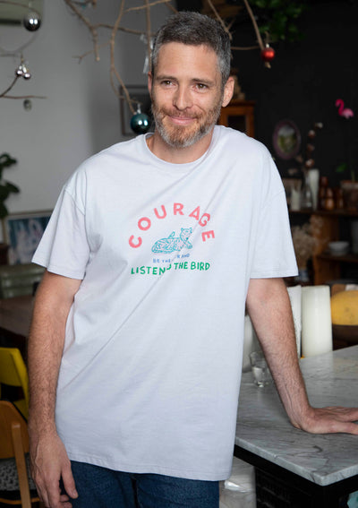 COURAGE. FAIT MAIN T SHIRT IN ICE GREY FOR MEN