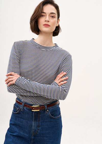 A GOOD IDEA T SHIRT IN MILK AND BLUE STRIPES