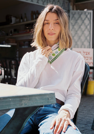 CHARM GATHERED SHOULDERS T SHIRT IN WHITE