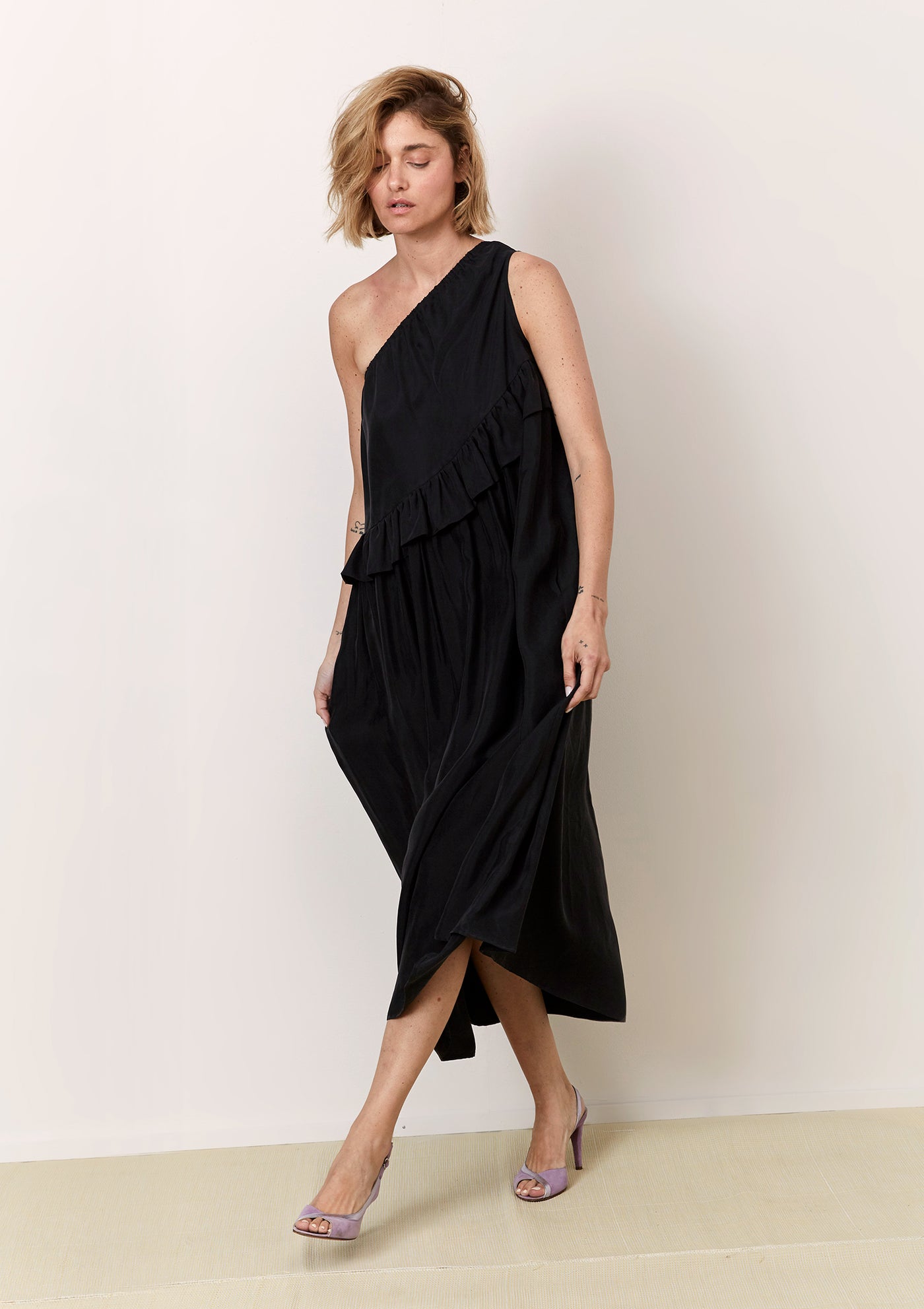 Baby Love Dress in black